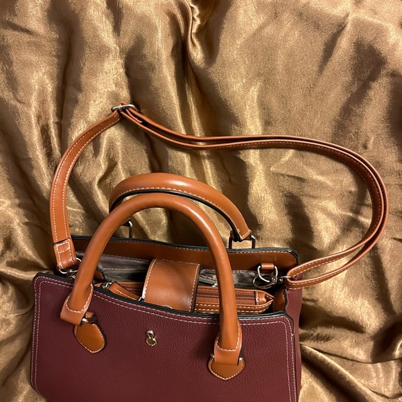 Handbag - Picture 5 of 5